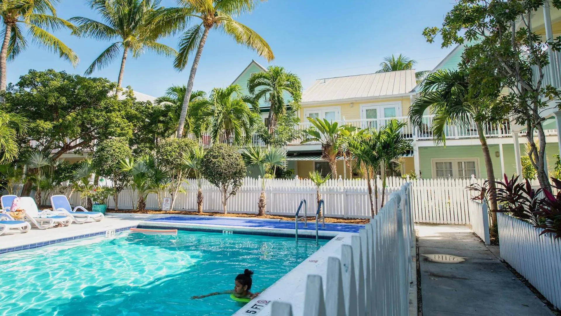 Serenity On Southard By Last Key Realty Key West 0*,